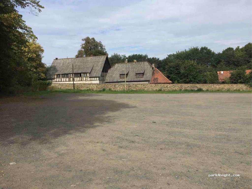 (59-820) Sucha - Unnamed Road — foto 2