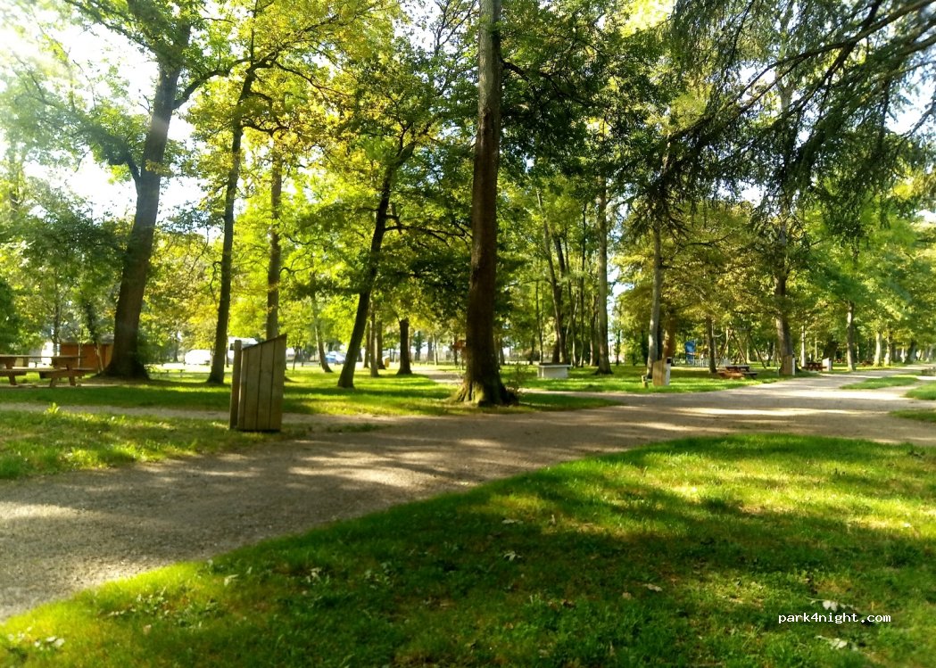 (39500) Tavaux - Allée du Parc — foto 2