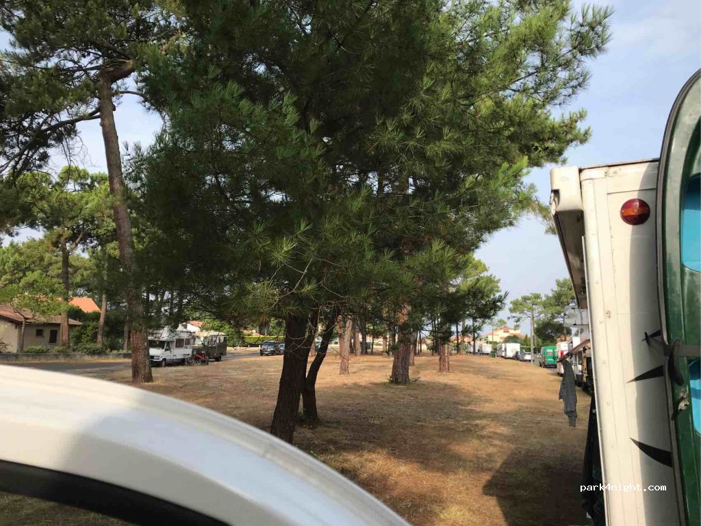 (40600) Biscarrosse - 165 Rue des Alouettes — foto