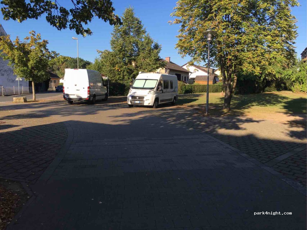 (91350) Gremsdorf - 2 Bechhofer Straße — foto