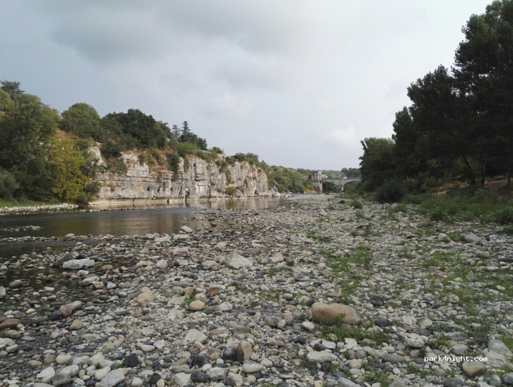(07120) Ruoms - 22 Rue du Bac — foto