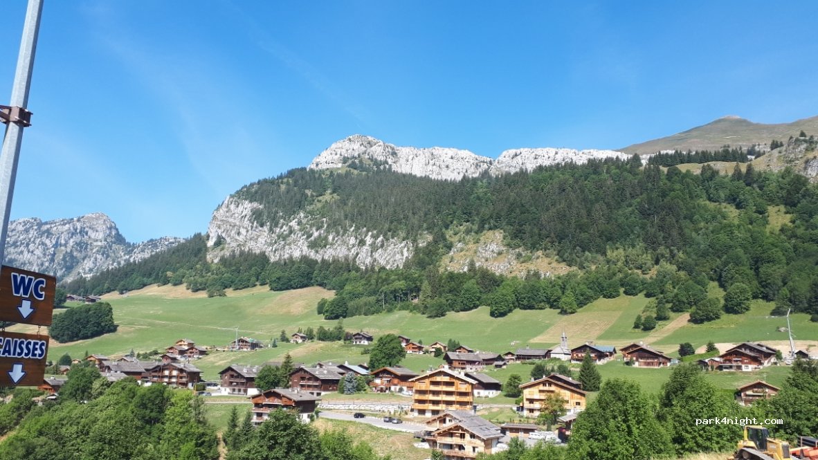 (74450) Le Grand-Bornand - 912 Route de l'Envers du Chinaillon — foto 3