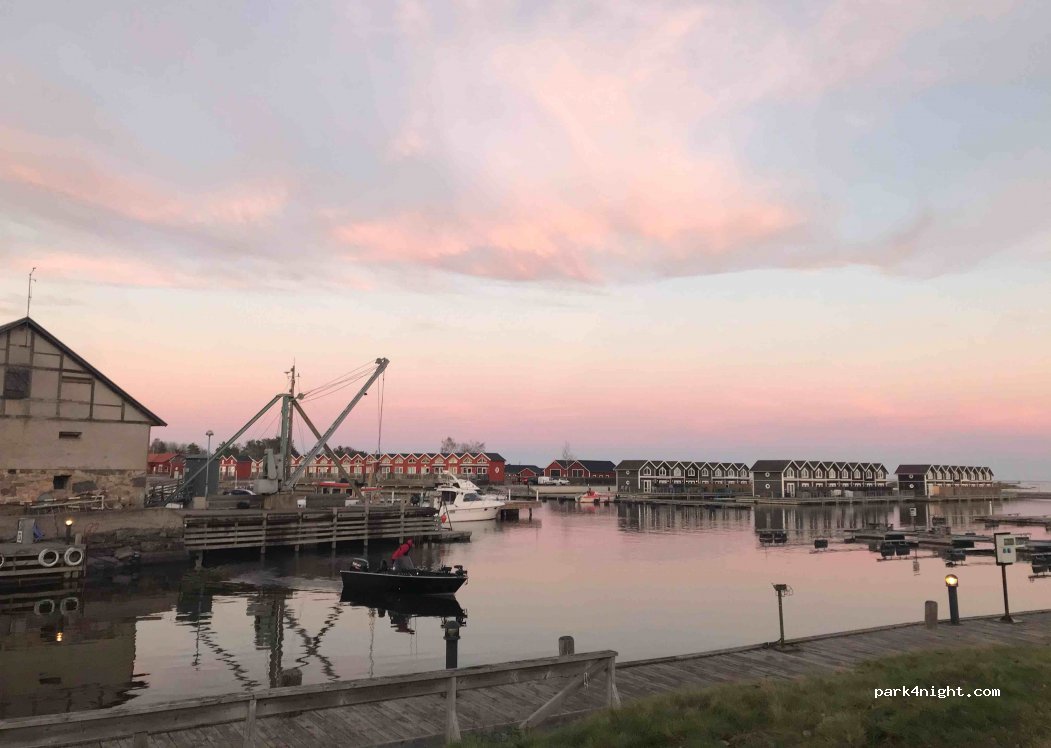 (464 93) Mellerud - 8 SUNNANÅ HAMN — foto 2