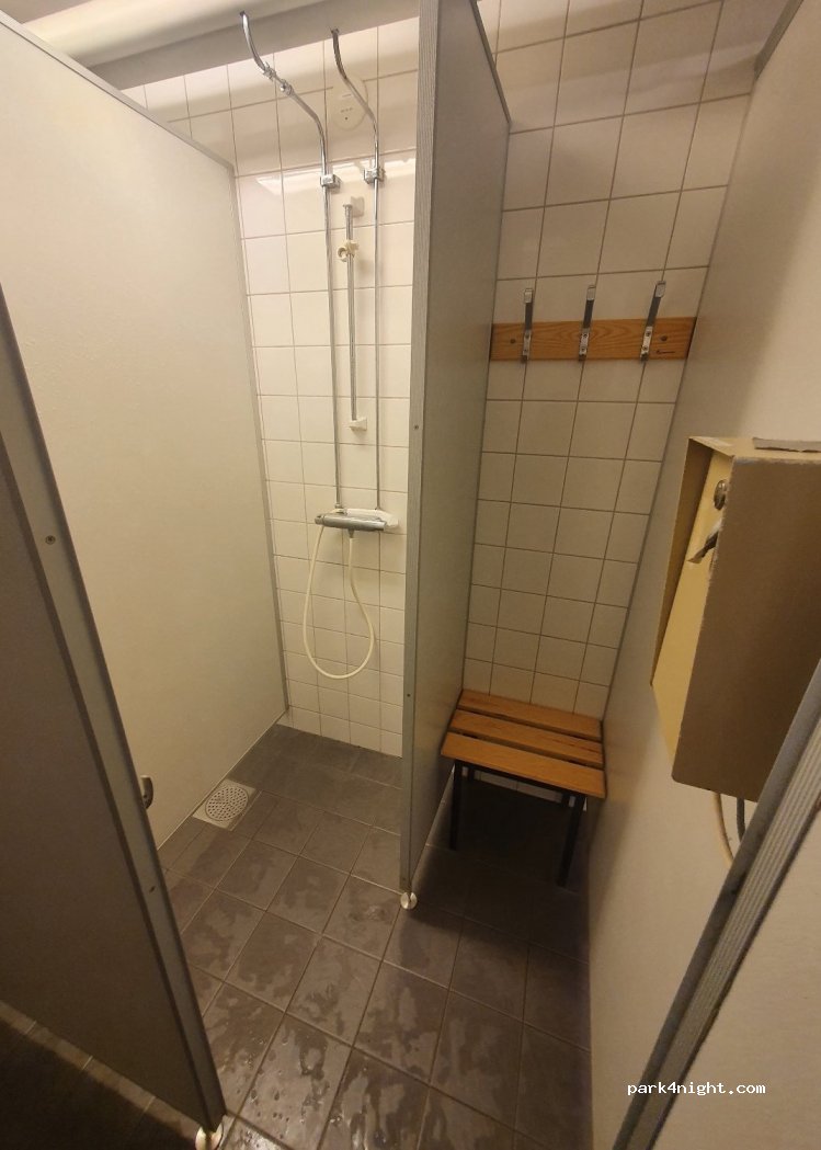 (464 93) Mellerud - 8 SUNNANÅ HAMN — foto 3