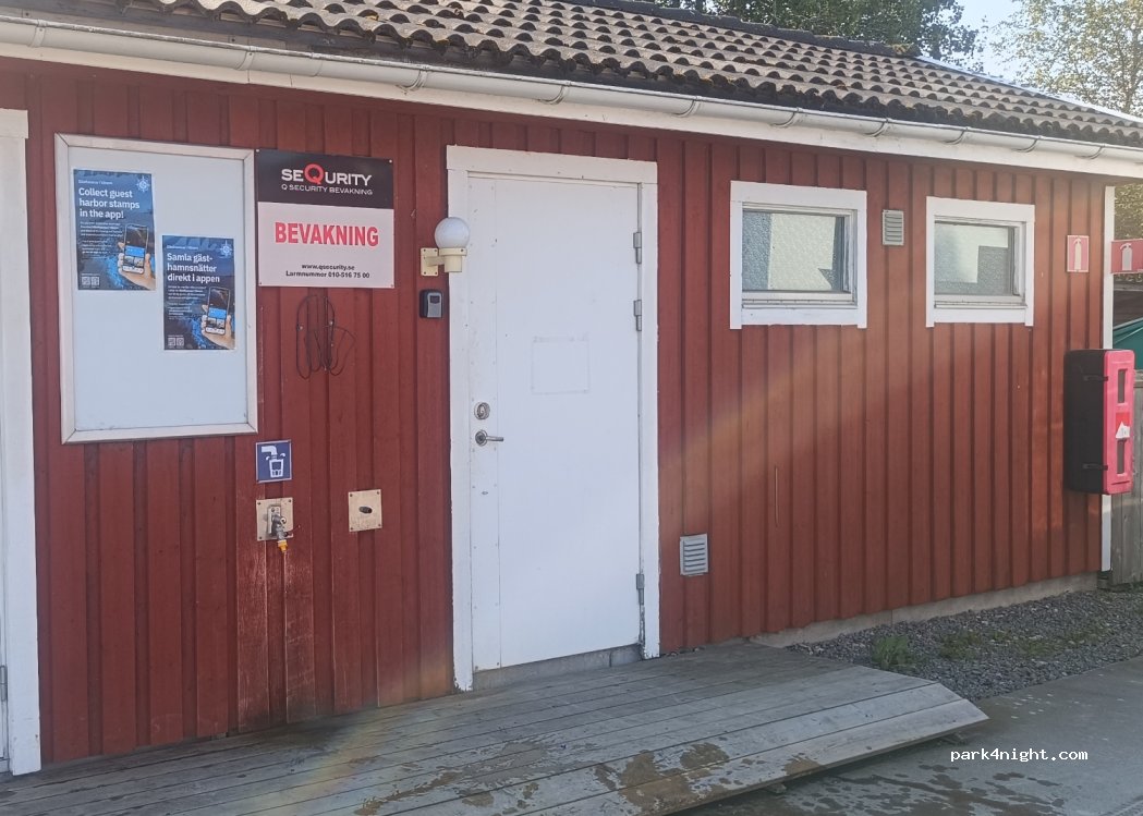 (464 93) Mellerud - 8 SUNNANÅ HAMN — foto 4