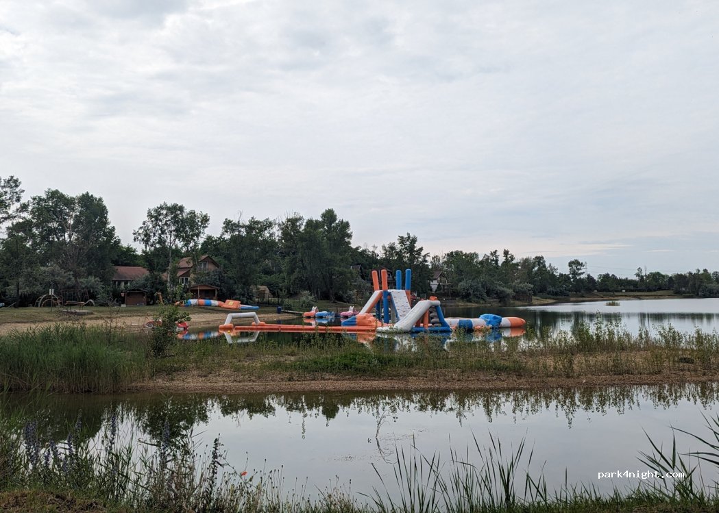Nomad Camping and Outdoor — foto