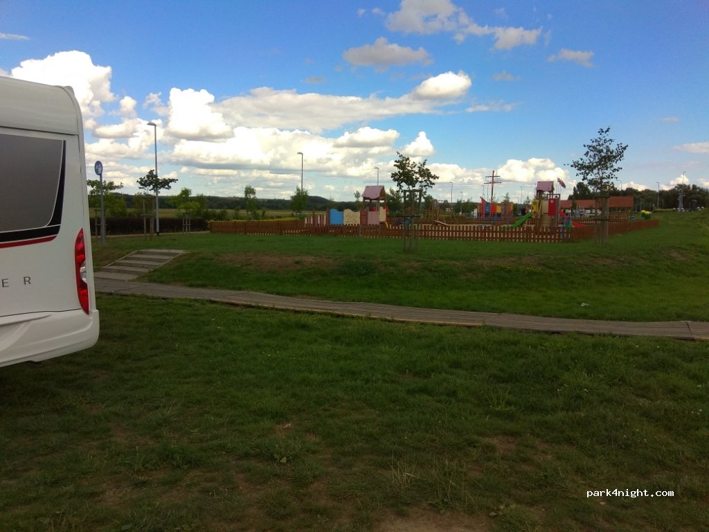 (18-400) Łomża - 7 Rybaki — foto