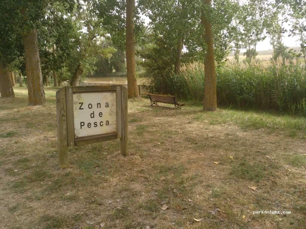 (42330) San Esteban de Gormaz - 47 Paseo de La Rambla — foto