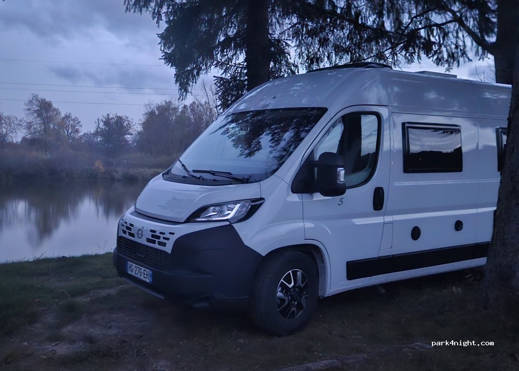 (63600) Ambert - Pont de Chauttes — foto 5