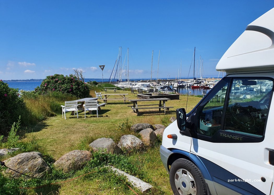 (255 91) Helsingborg - 3 Petter Jönssons väg — foto 2