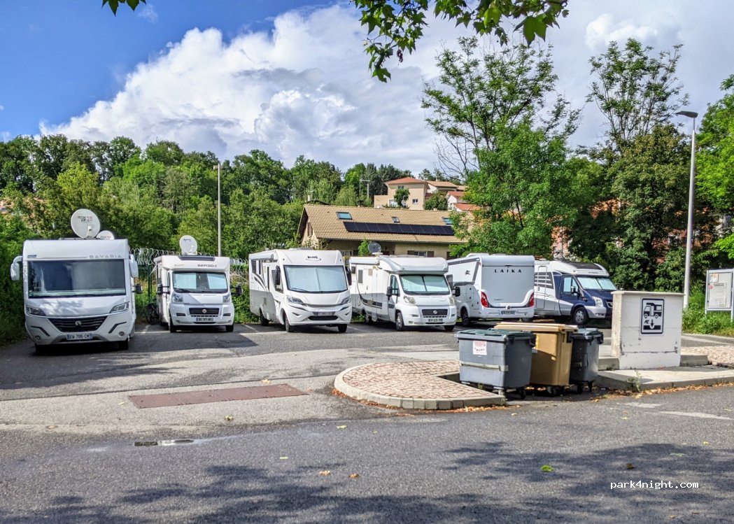 Aire de camping car de Gap — foto 2