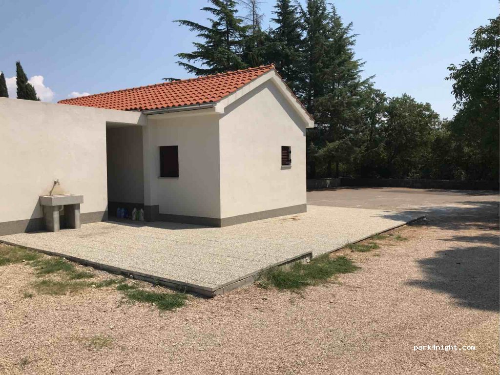 (51515) Polje - 7 Stanišće — foto