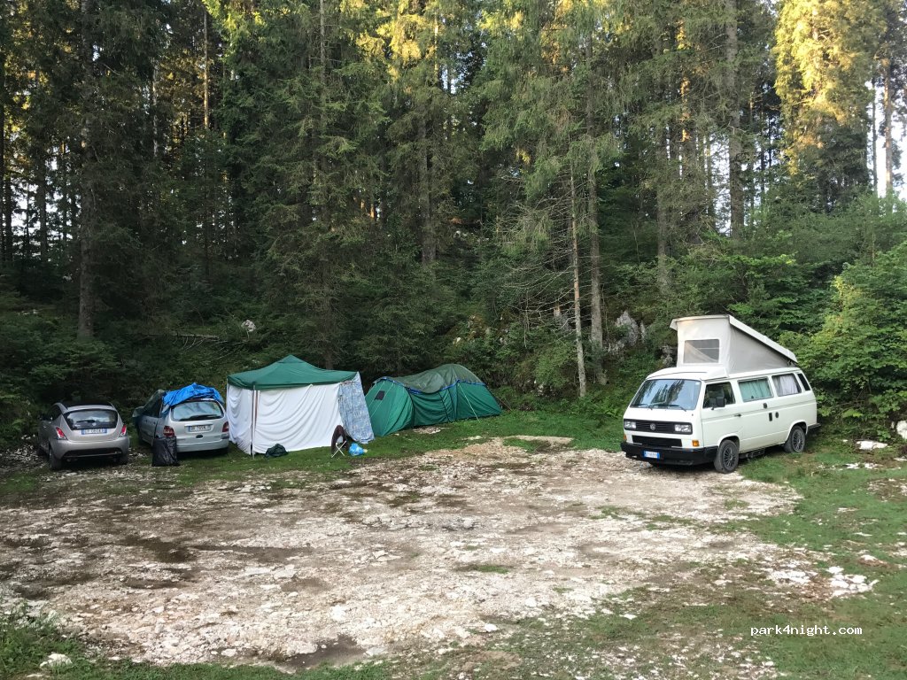 (36030) Caltrano - Unnamed Road — foto 2