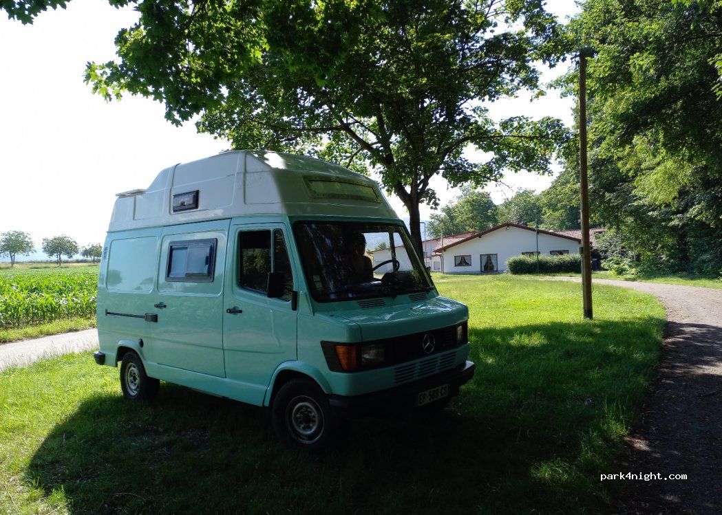 (79423) Heitersheim - Badhausstraße — foto
