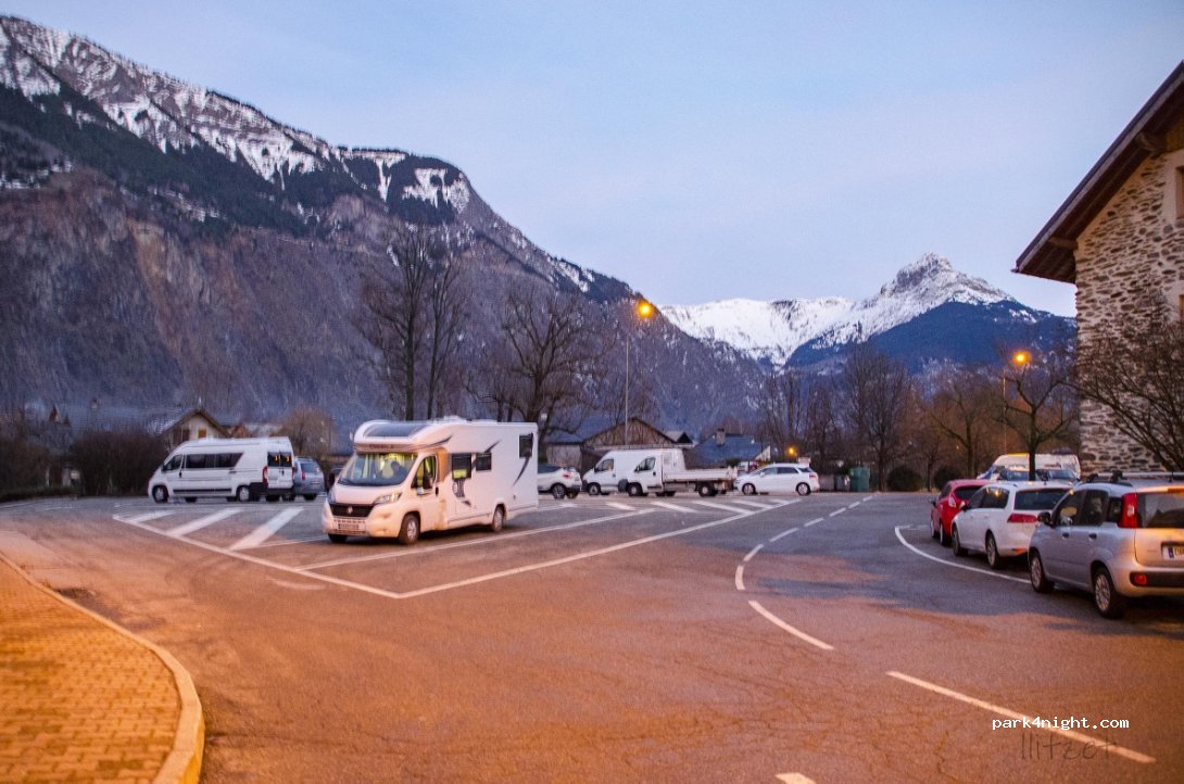 (38520) Le Bourg-d'Oisans - Mas du Plan — foto 2