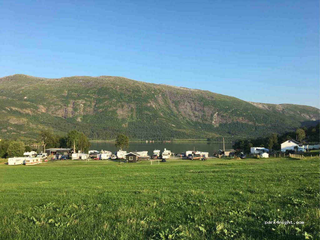 Sjøbakken Gårdsferie Camping Fishing — foto 3