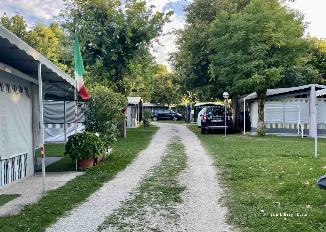 Camping Garden Tourist — foto