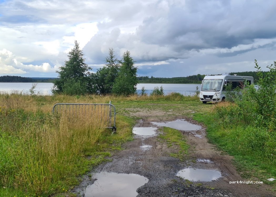 (905 71) Hörnefors - E4 — foto 3
