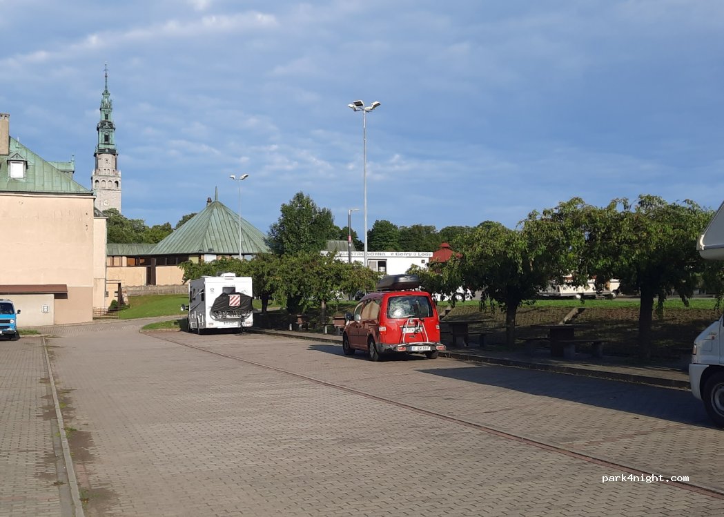 (42-226) Częstochowa - 32 Oleńki — foto 2