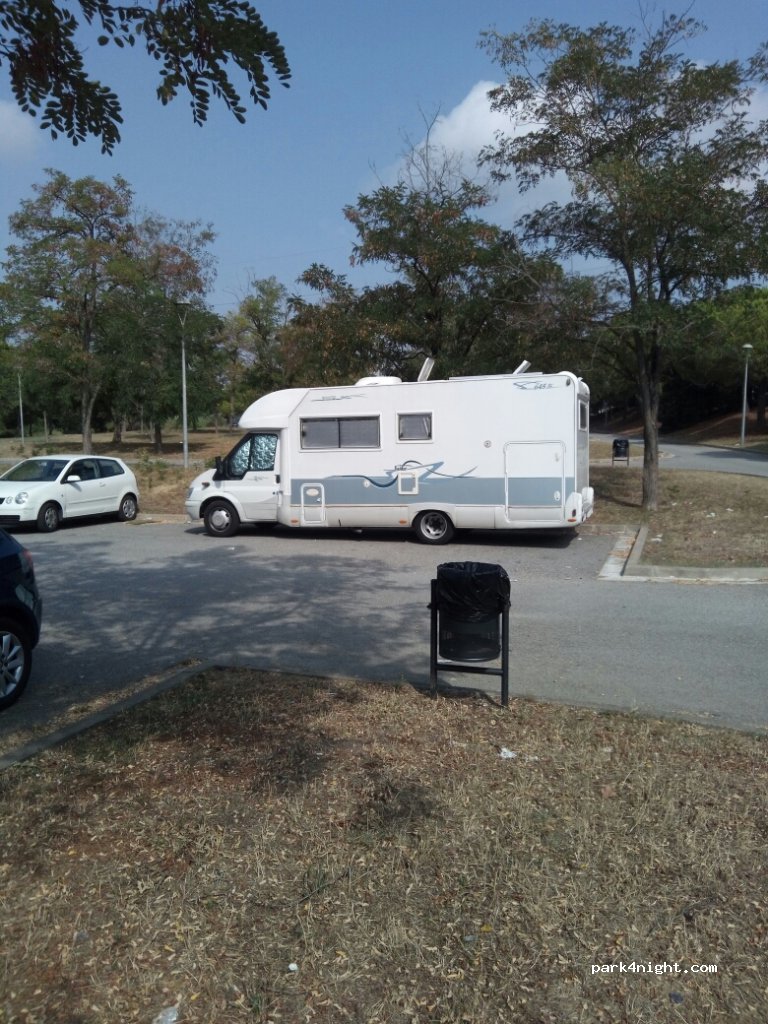 (08174) Sant Cugat del Vallès - 594 Avinguda de la Via Augusta — foto 2