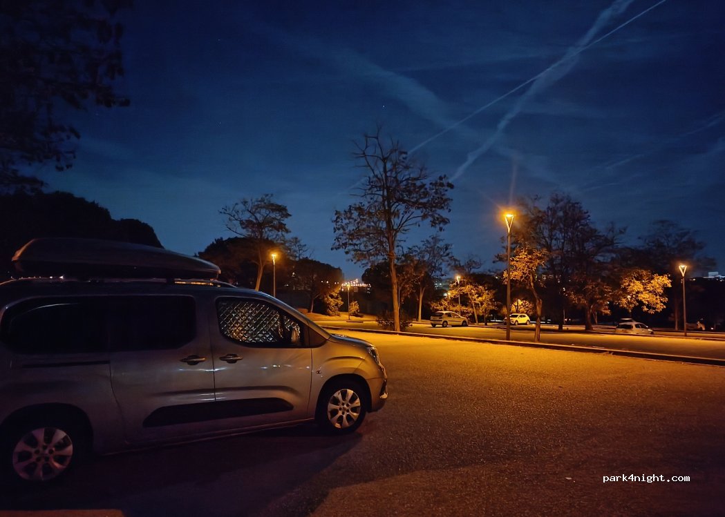 (08174) Sant Cugat del Vallès - 594 Avinguda de la Via Augusta — foto 4
