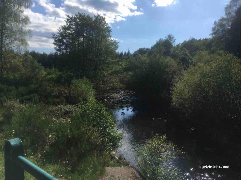 (15270) Champs-sur-Tarentaine-Marchal - Unnamed Road — foto