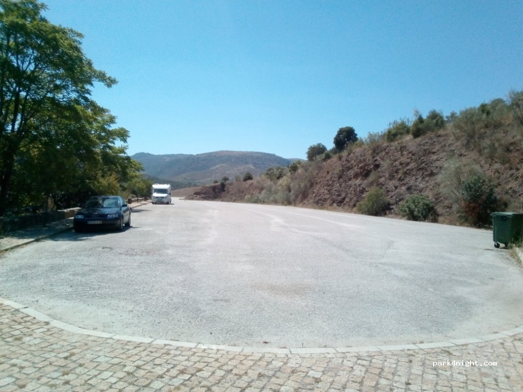 (6440)  - Unnamed Road — foto
