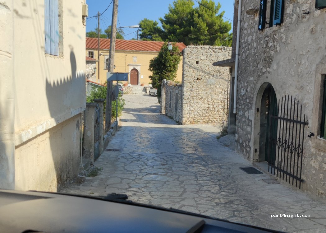 (310 80) Kavallos - Unnamed Road — foto 2