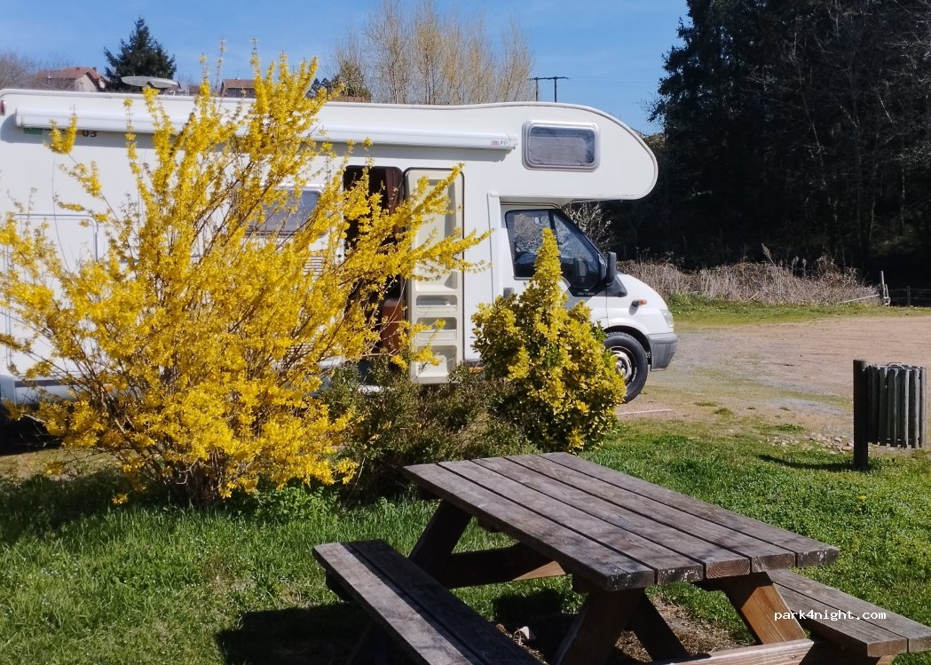 (42155) Saint-Jean-Saint-Maurice-sur-Loire - Route de Charizet — foto 5