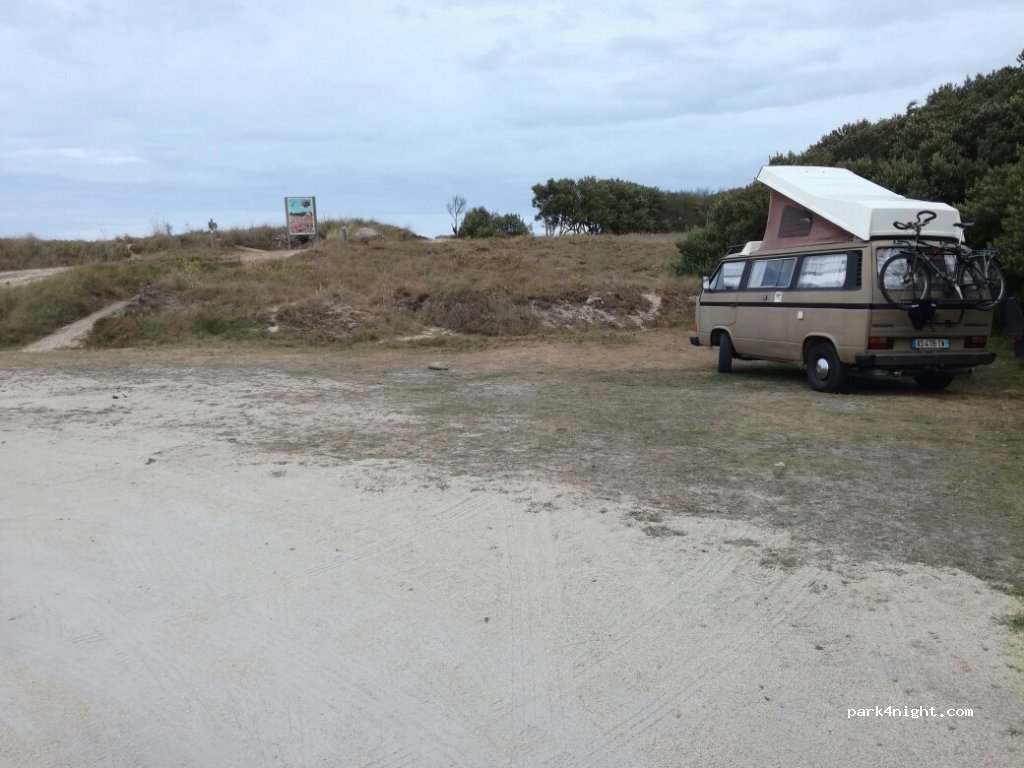 (29890) Brignogan-Plage - 1 Route du Phare — foto