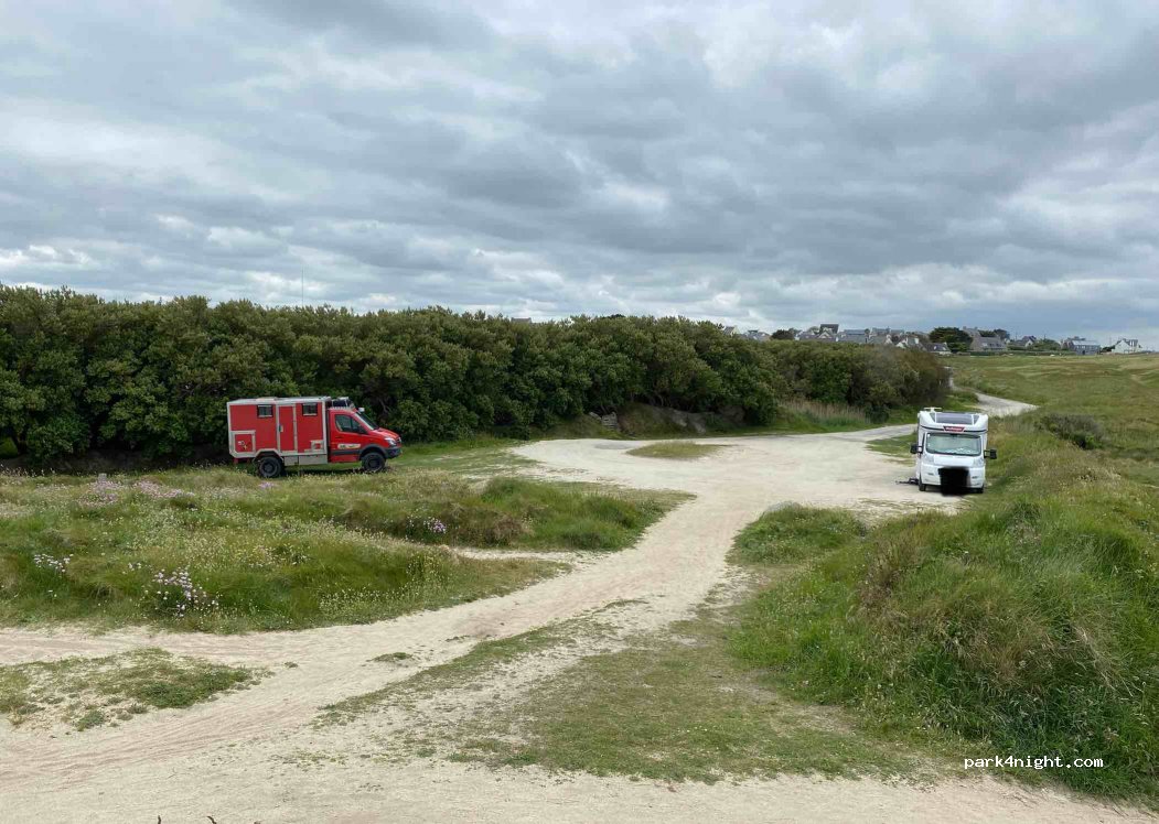 (29890) Brignogan-Plage - 1 Route du Phare — foto 3