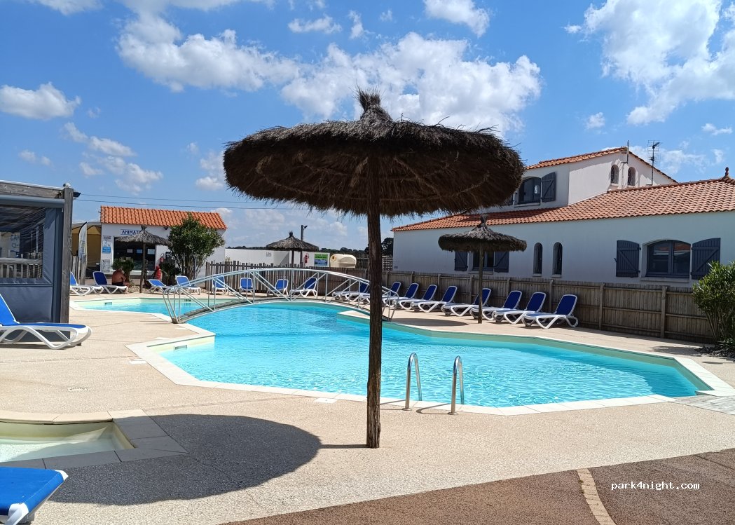 Camping La Bolée D'Air - Chadotel — foto 5