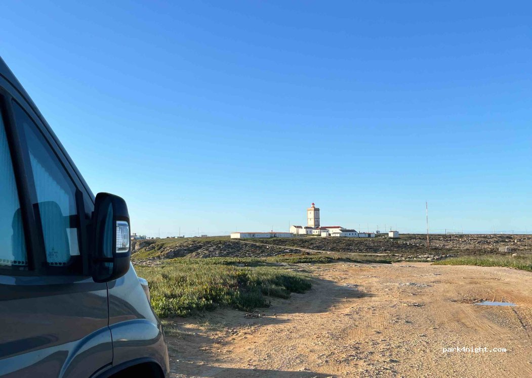 (2520) Peniche - 200 Estrada Marginal Sul — foto 4