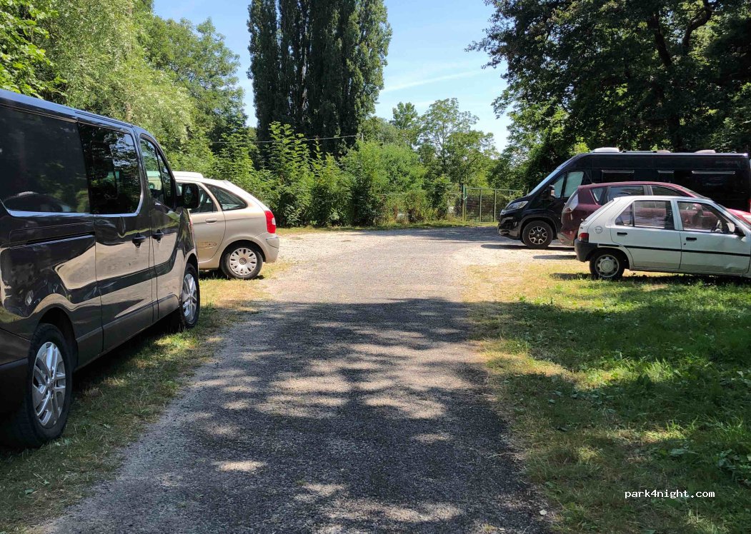 (79200) Parthenay - 28 Rue des Champs — foto 4