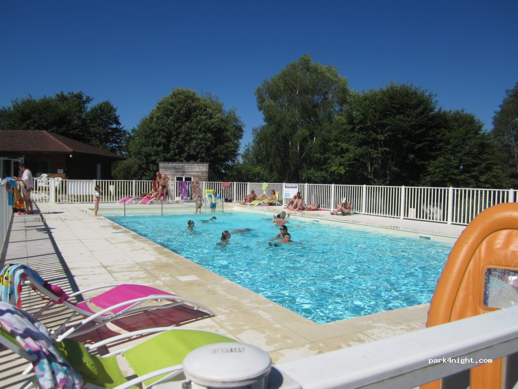 Camping Seasonova - Lac de Bournazel — foto
