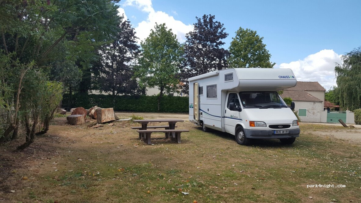 (85570) Pouille - 22 Route de Fontenay — foto 2