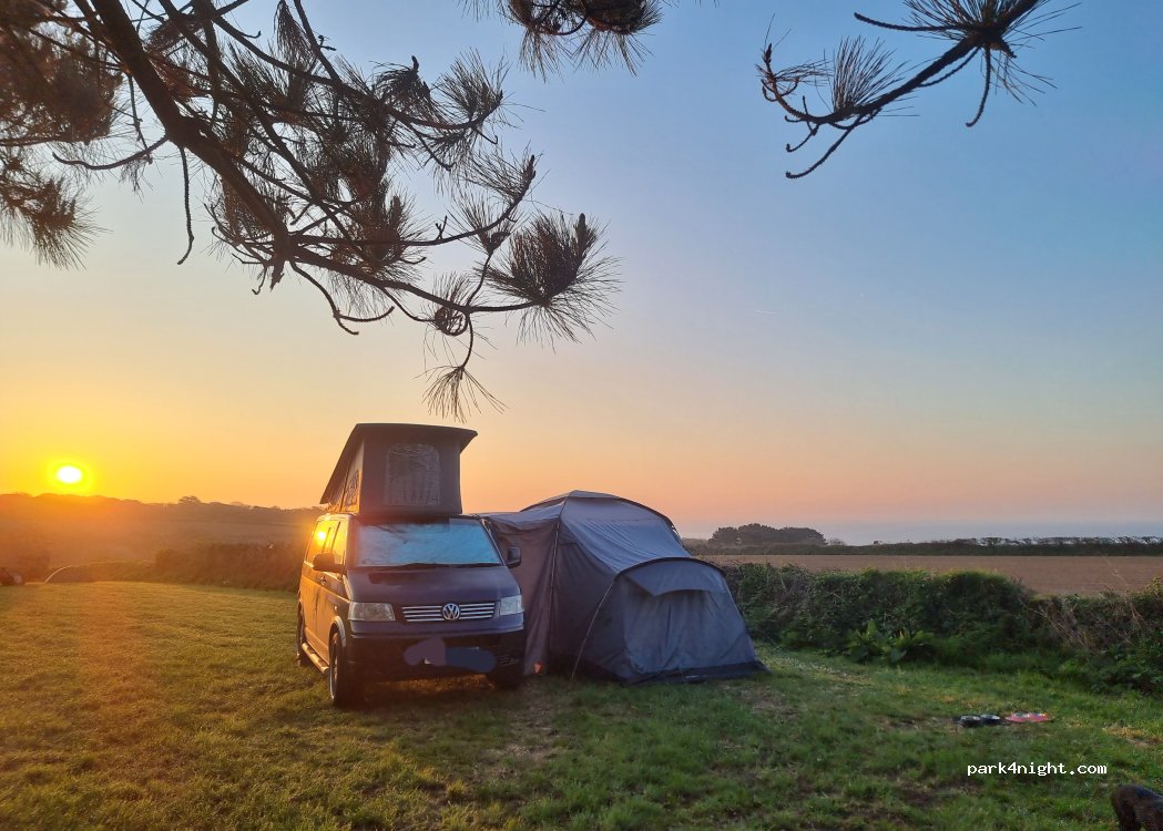St Loy Campsite and Car Park — foto 3