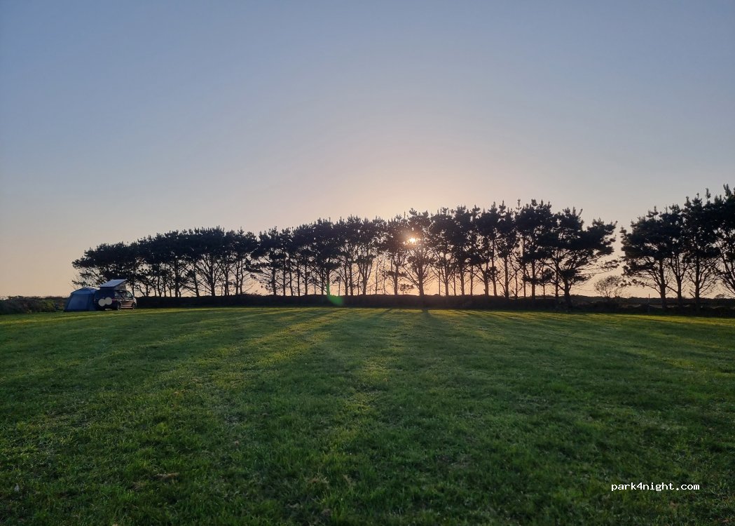St Loy Campsite and Car Park — foto 4