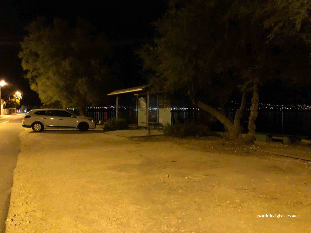 (21224) Slatine - 209 D126 — foto 2