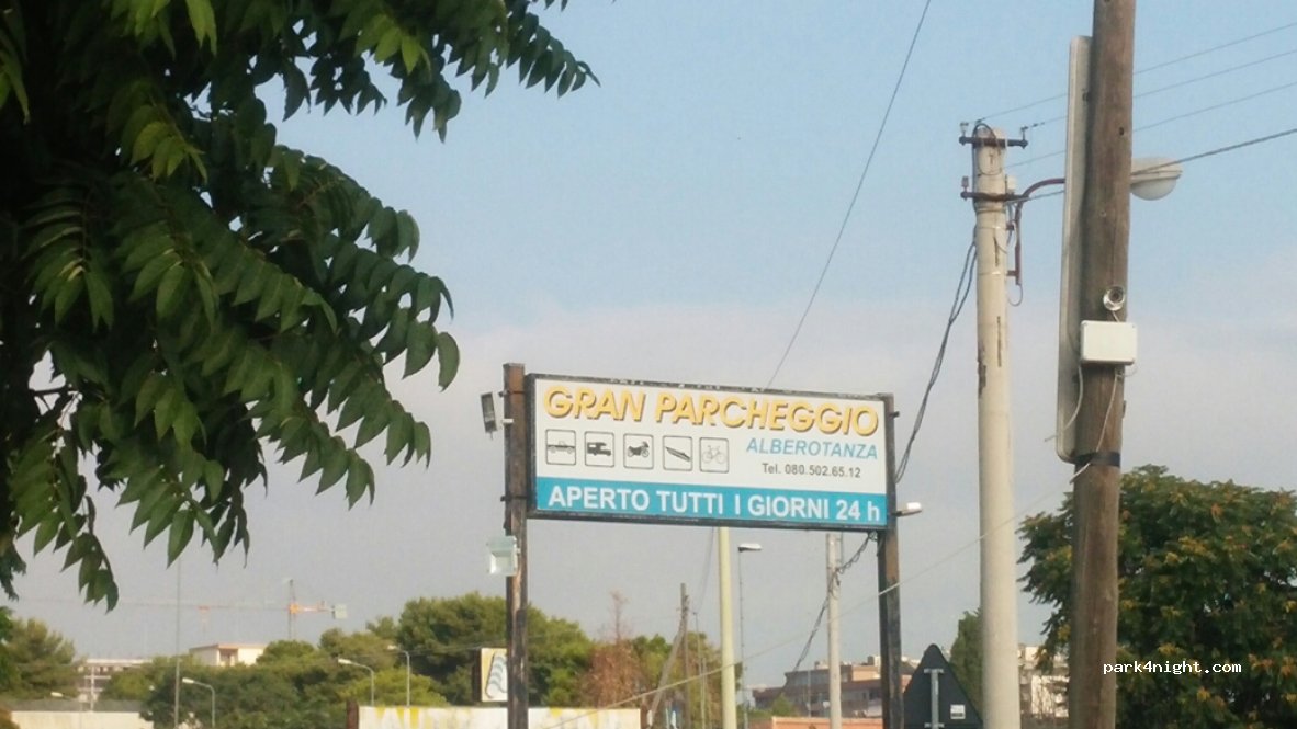 (70125) Bari - 39 Via Alberotanza — foto