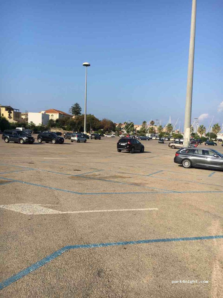 (07041) Alghero - Piazzale della Pace — foto