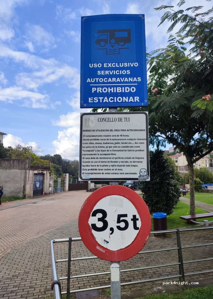 Área de autocaravanas Tui — foto 3
