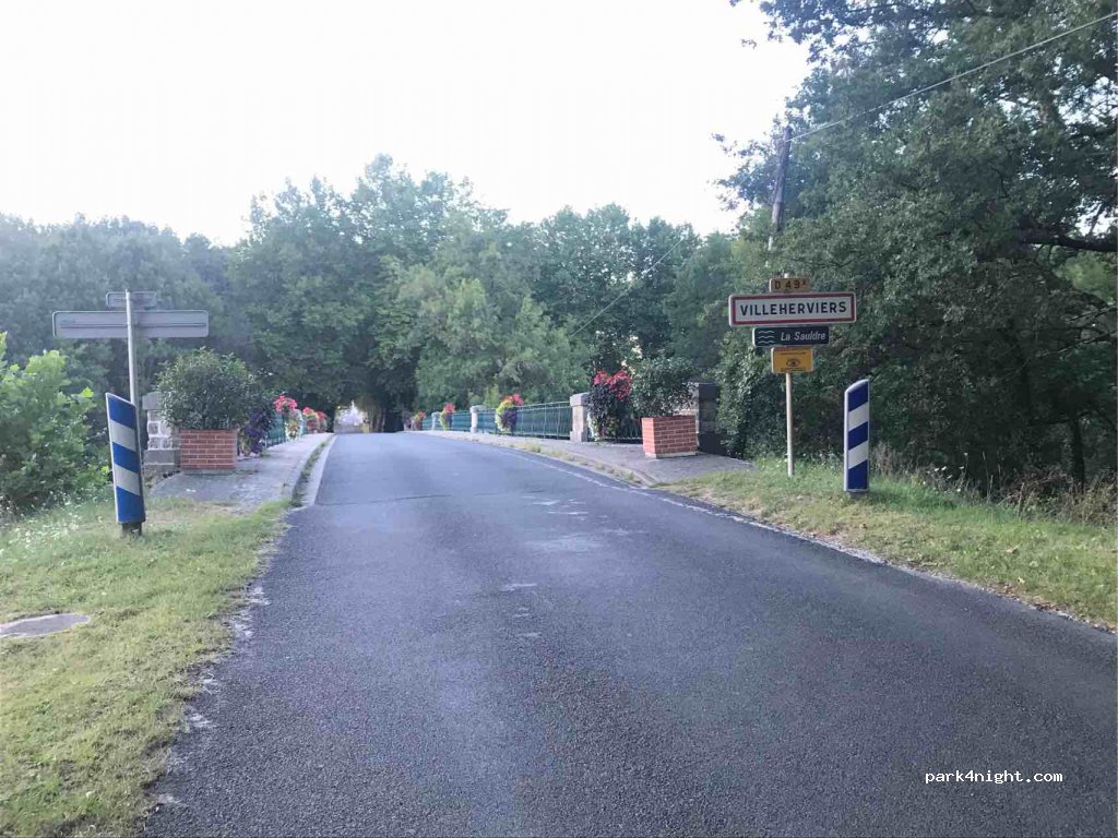 (41200) Villeherviers - D49A — foto