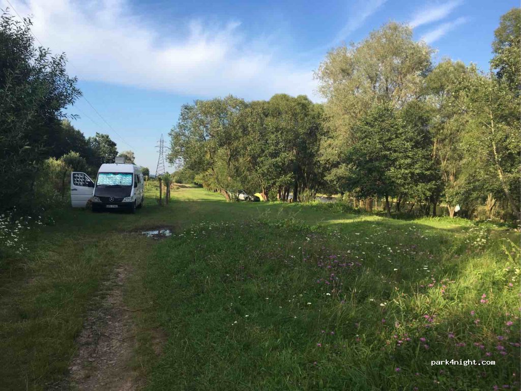 () L'vivs'ka oblast - E471 — foto
