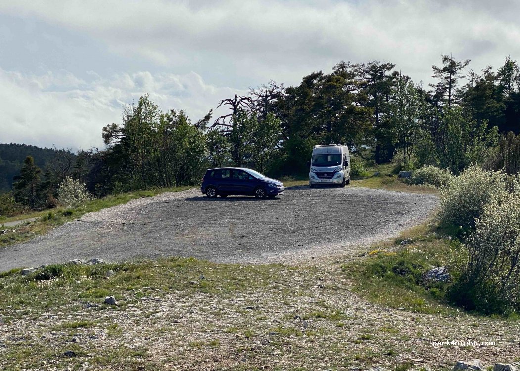 (06620) Gréolières - D802 — foto 2