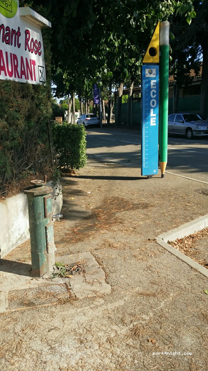 (13123) Arles - Route Départementale 37 — foto 2
