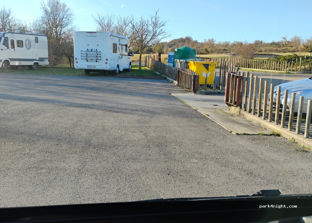 (01192) Burgelu - Unnamed Road — foto 5