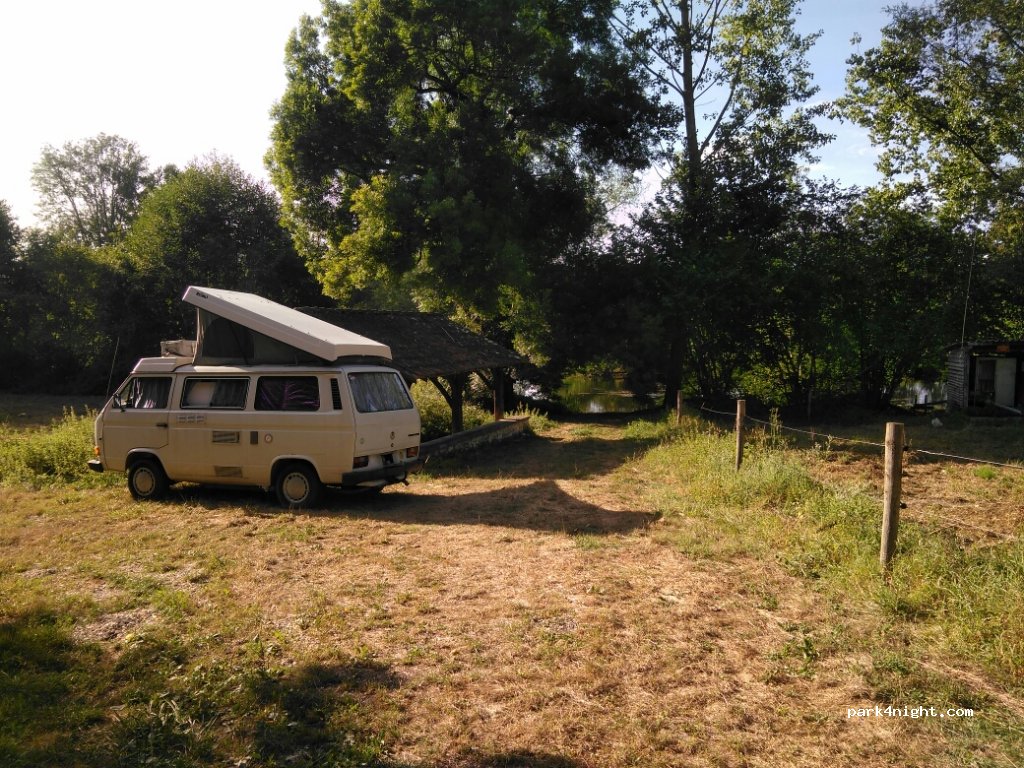 (24310) Bourdeilles - 348 Moulin de la Rijardie — foto