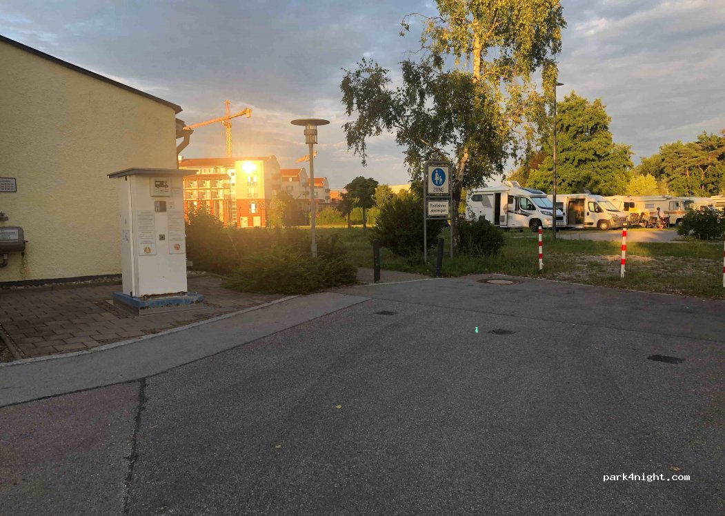(93333) Neustadt an der Donau - 36 Heiligenstädter Straße — foto 2