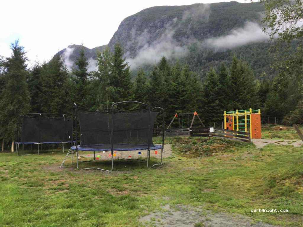 Tjugen Camping — foto